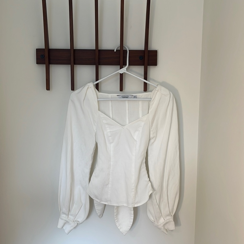 LOS ANGELES ATELIER & other stories top